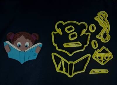 Κουπάτ Set Μαθήτρια με Βιβλίο