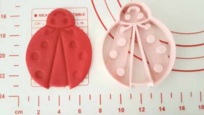 Κουπάτ Σφραγίδα Πασχαλίτσα